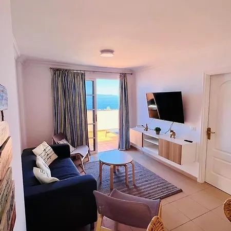 Volcano Views & Wifi Lägenhet *